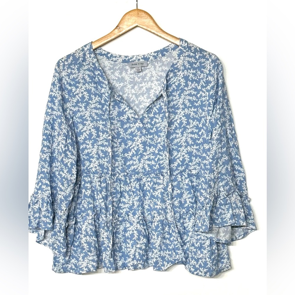 Floral & Ivy Flowy Blue & White Peasant Boho‎ Women's Top size M